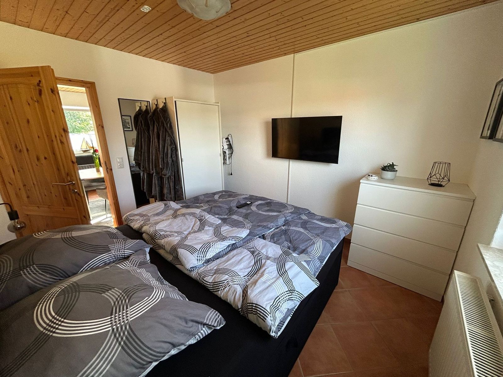 Schlafzimmer von Emma mit zusätzlichem Bett